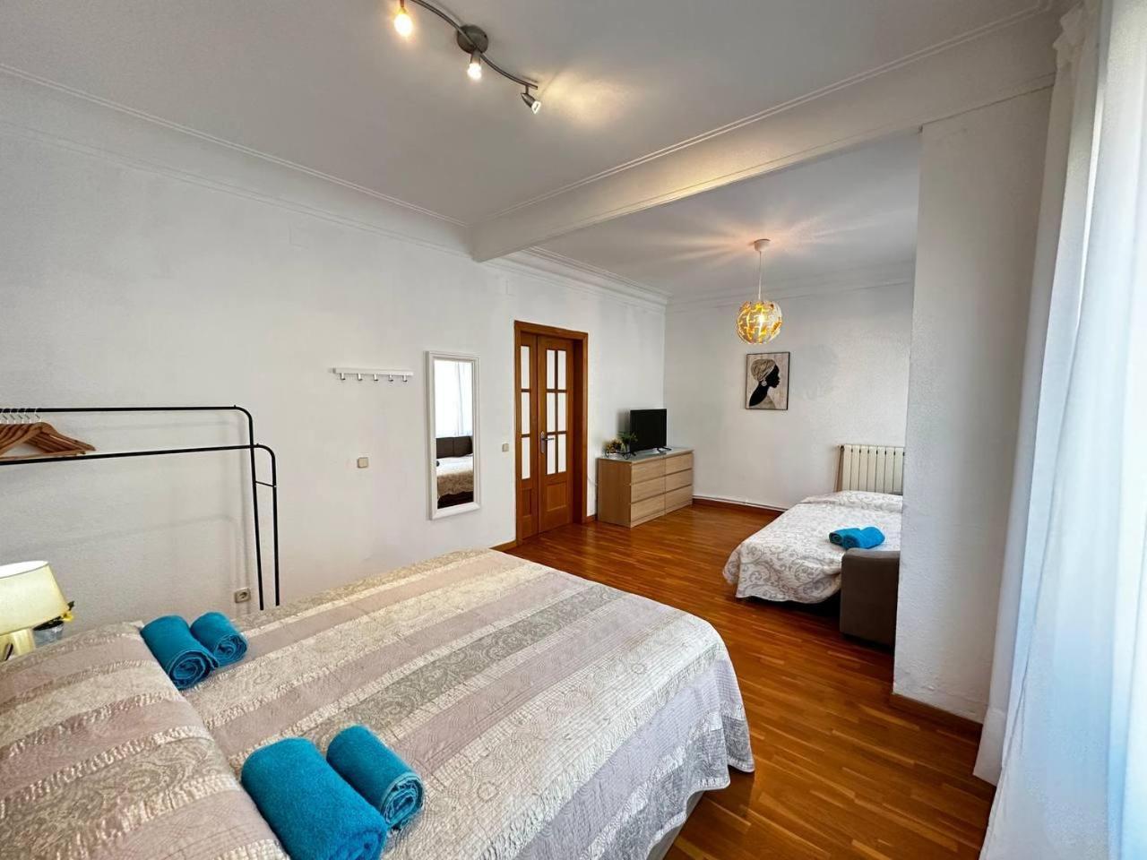 ברצלונה Habitaciones Acogedoras מראה חיצוני תמונה