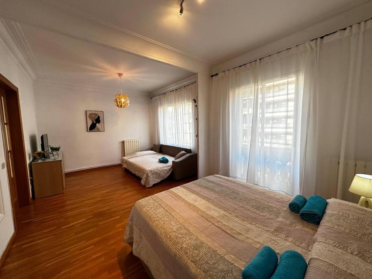 ברצלונה Habitaciones Acogedoras מראה חיצוני תמונה